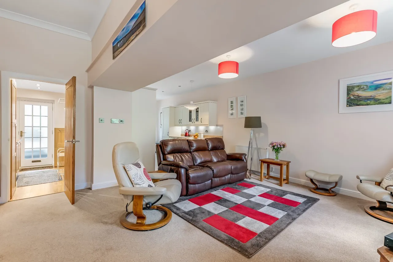 Riverside Walk, Airton, BD23, photo 4