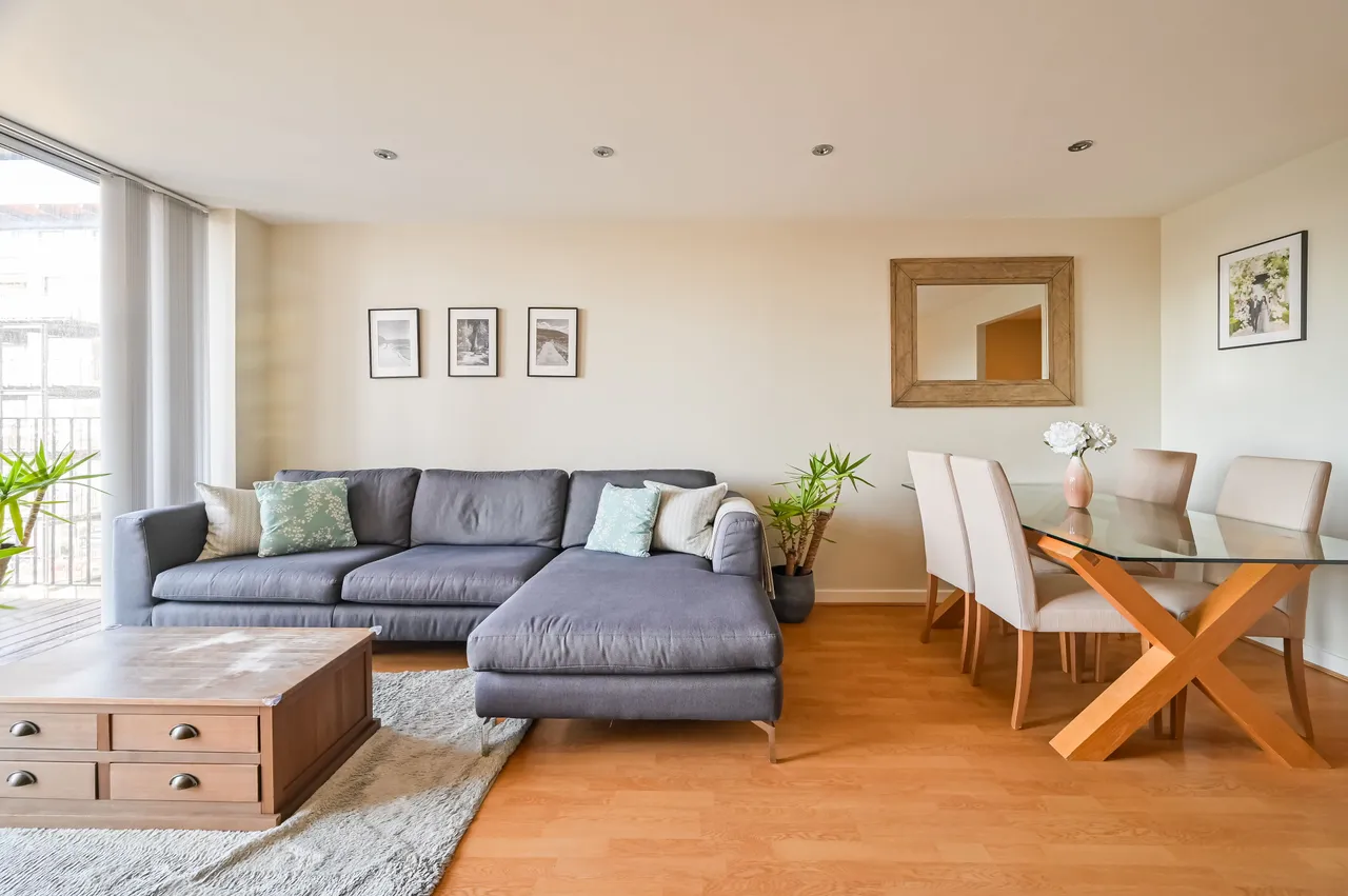 229 Berglen Court, 7 Branch Road, London, photo 6