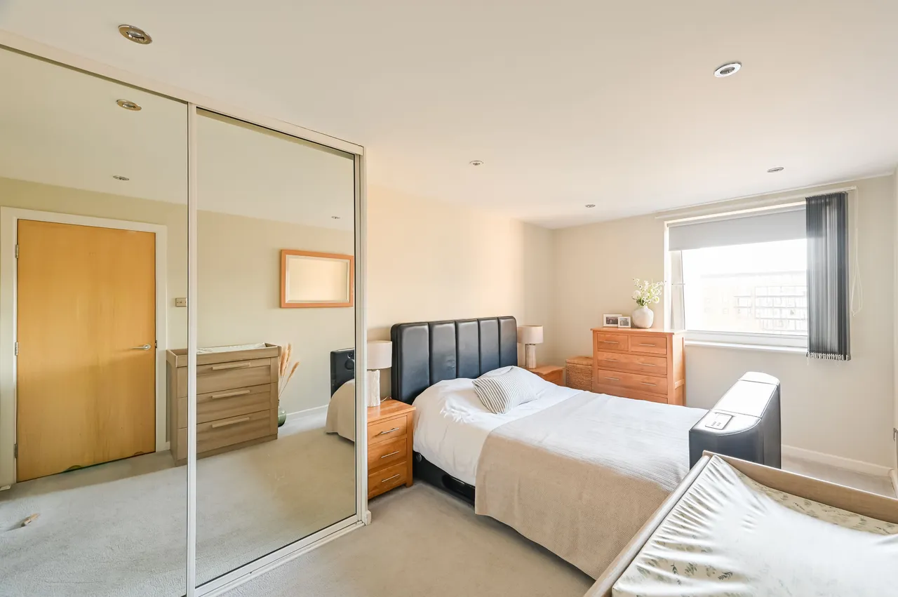 229 Berglen Court, 7 Branch Road, London, photo 4