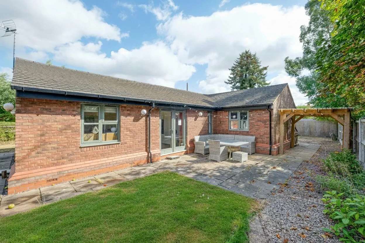 Church Road, Bradley Green, B96, photo 9