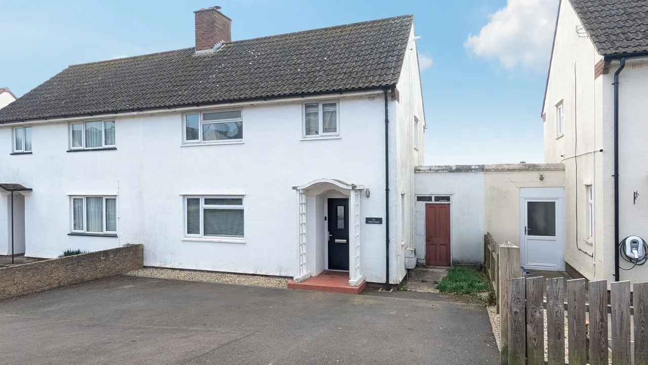 3 bed house for sale, Balch Road, Wells, BA5