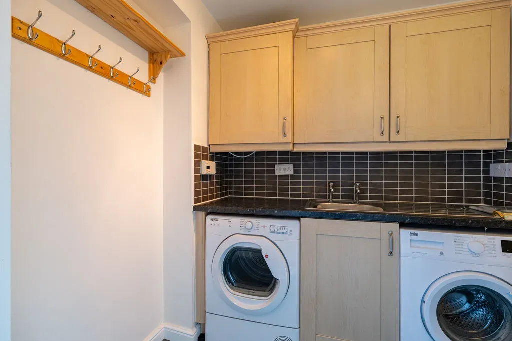 Ultra Avenue, Bletchley, Milton Keynes, Buckinghamshire, MK3 6GY, photo 26