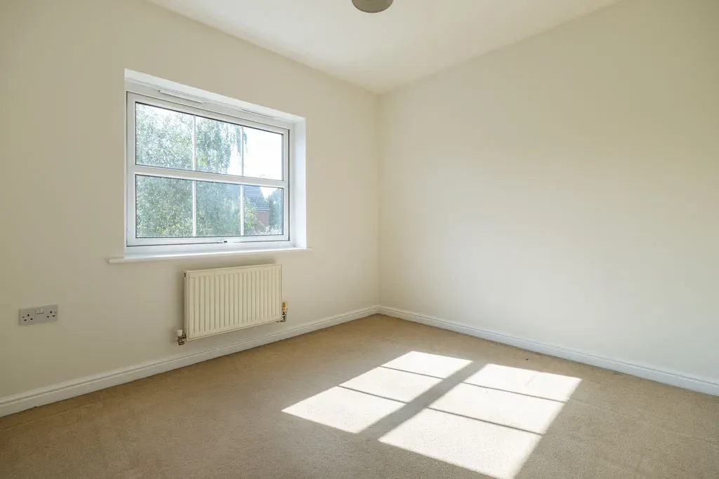 Ultra Avenue, Bletchley, Milton Keynes, Buckinghamshire, MK3 6GY, photo 14
