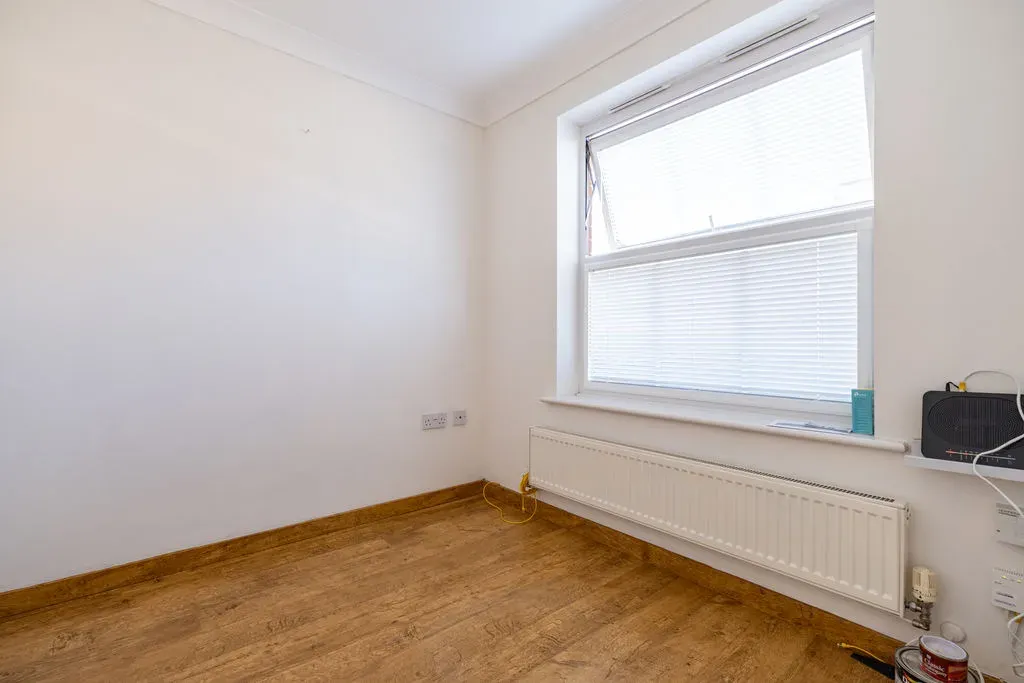 Ultra Avenue, Bletchley, Milton Keynes, Buckinghamshire, MK3 6GY, photo 15