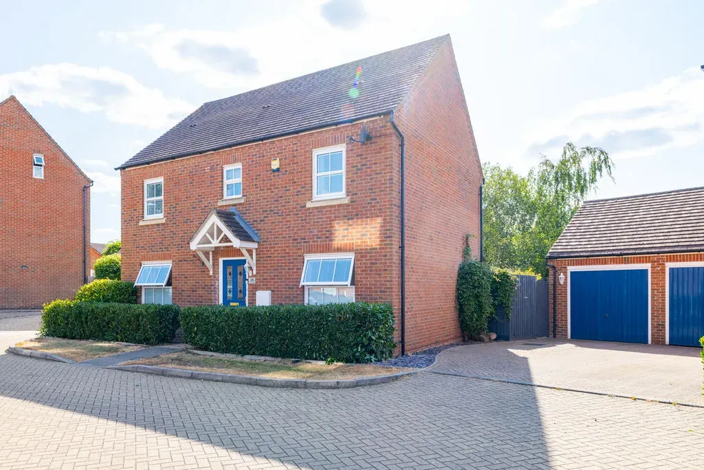 Ultra Avenue, Bletchley, Milton Keynes, Buckinghamshire, MK3 6GY, photo 28