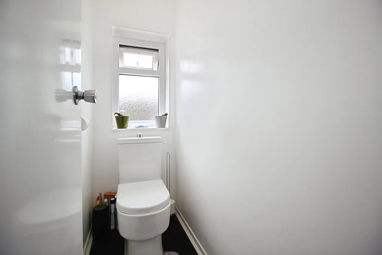 Home Lea, Leeds, LS26, photo 14