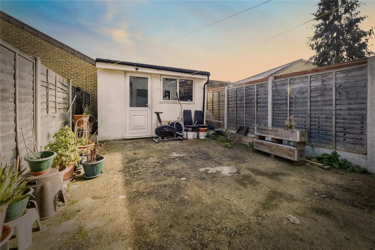 Caistor Park Road, Stratford, London, E15, photo 6