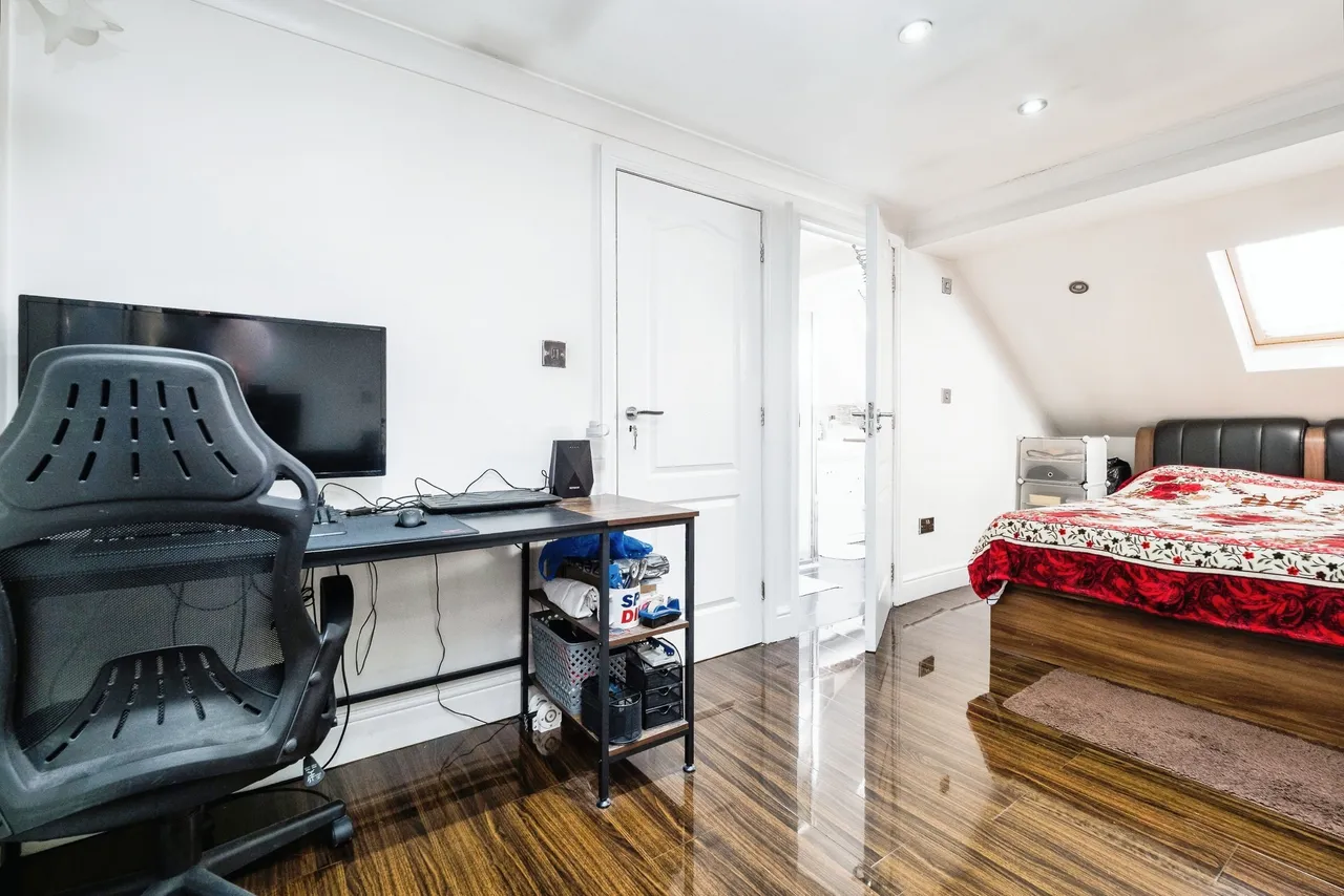 Caistor Park Road, Stratford, London, E15, photo 12