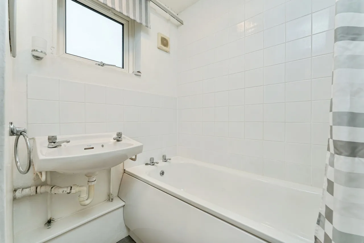 Magdalene Close, Longstanton, Cambridge, Cambridgeshire, CB24, photo 16