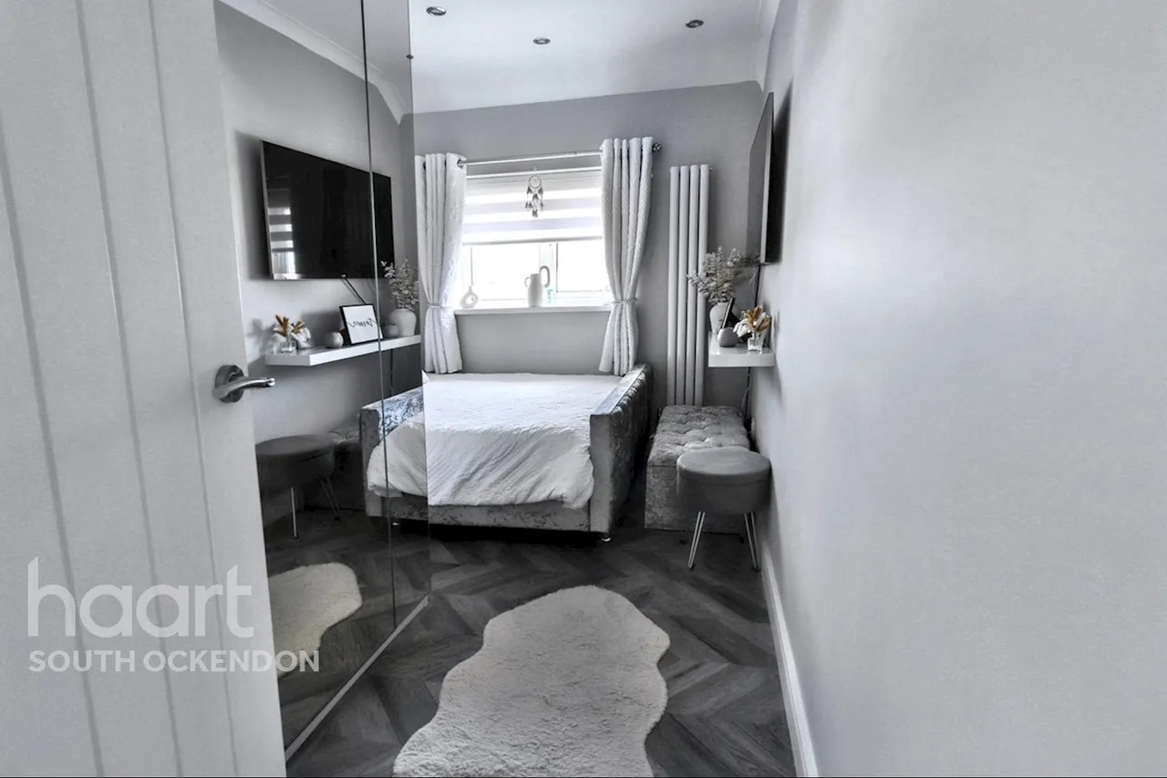 Swale Close, Aveley, RM15, photo 12