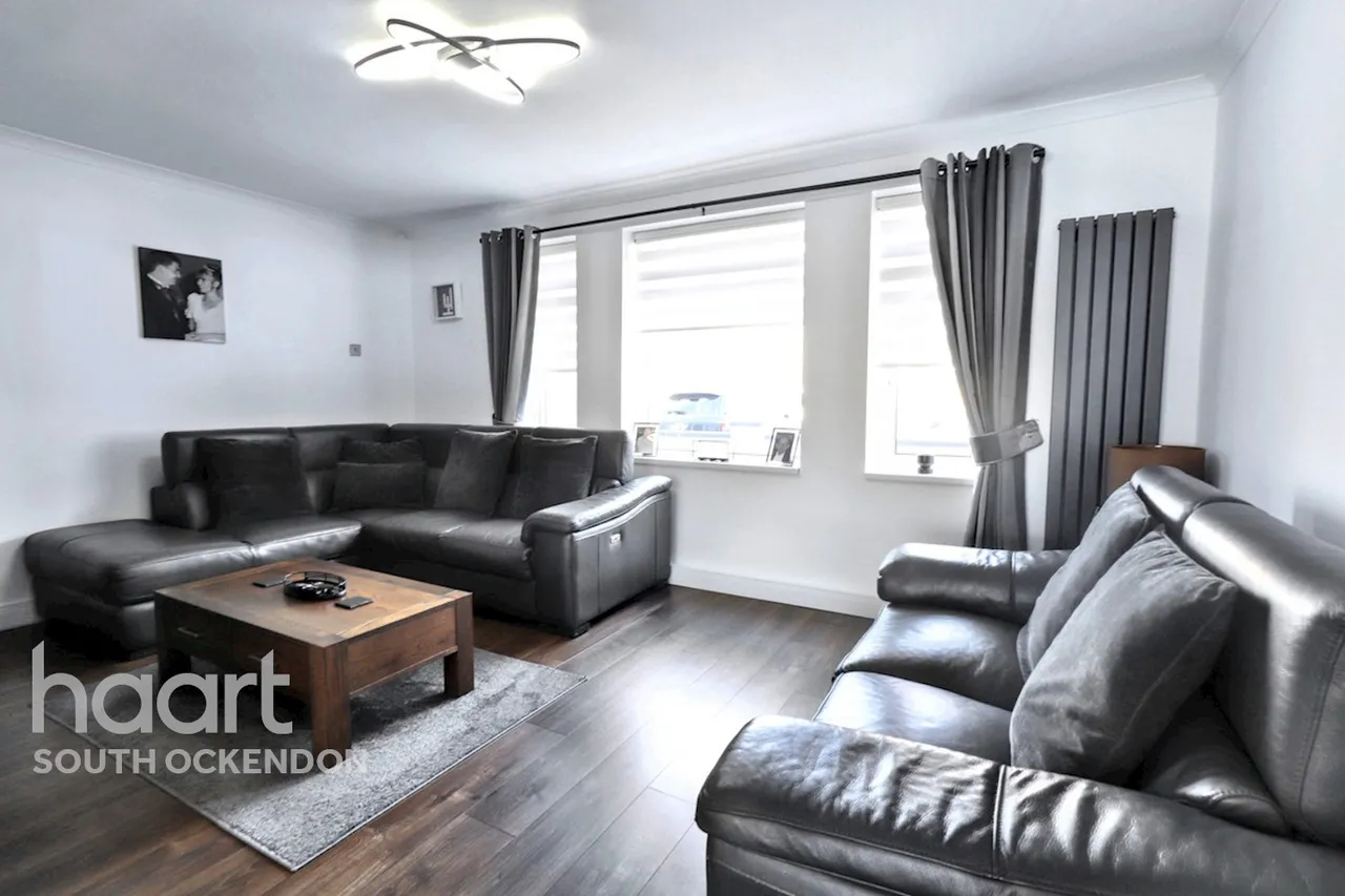 Swale Close, Aveley, RM15, photo 5