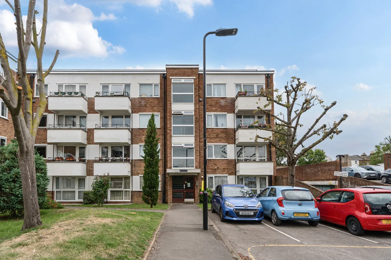 Balmain Close, Ealing, W5, photo 3