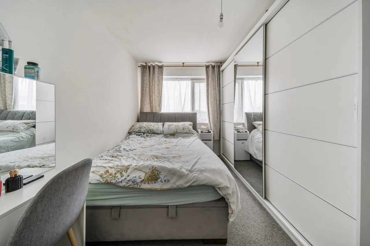 Balmain Close, Ealing, W5, photo 20