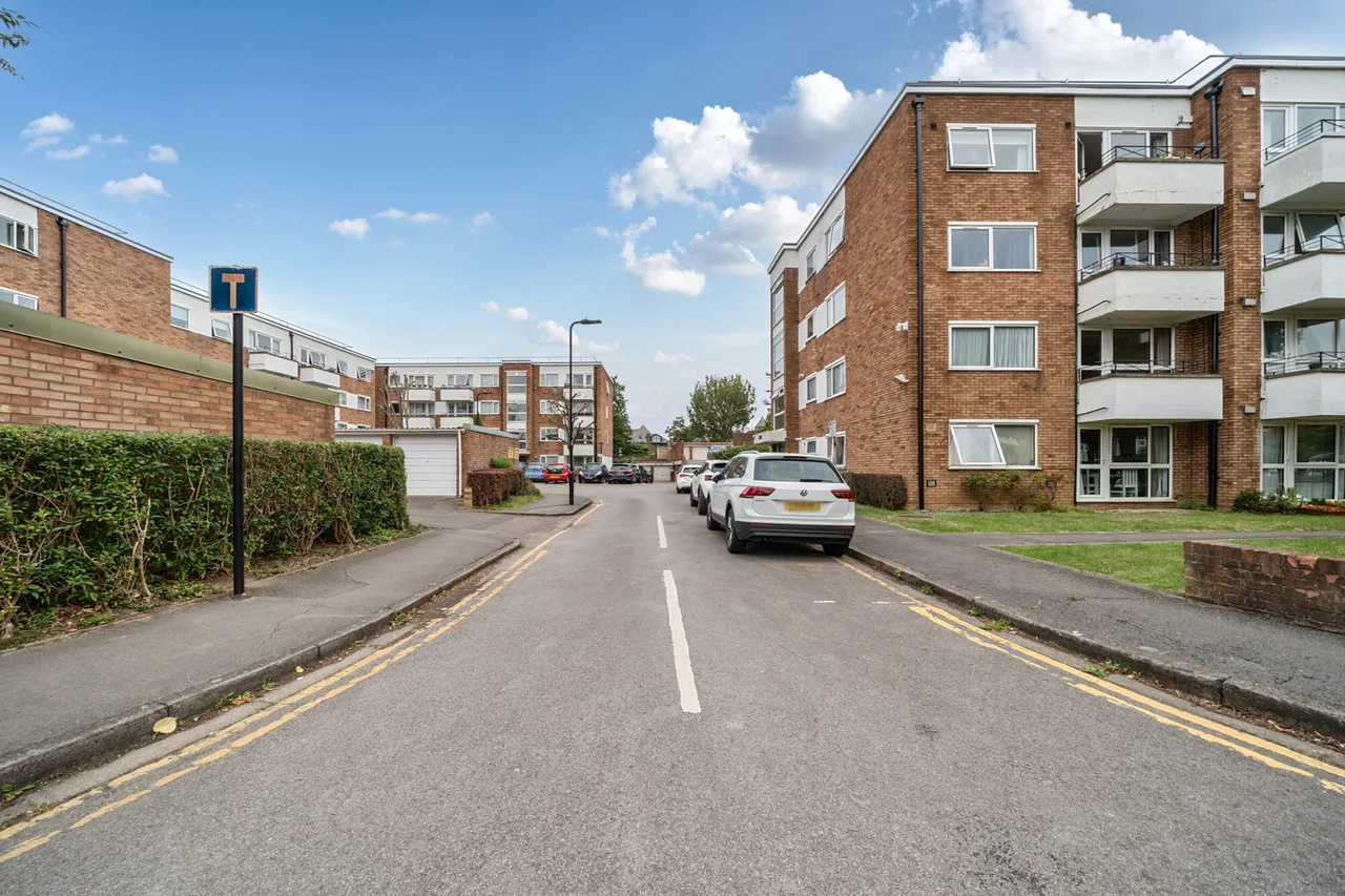 Balmain Close, Ealing, W5, photo 16