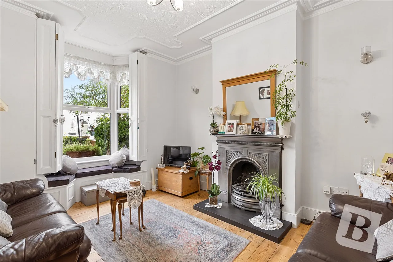 Wrotham Road, Gravesend, DA11, photo 2