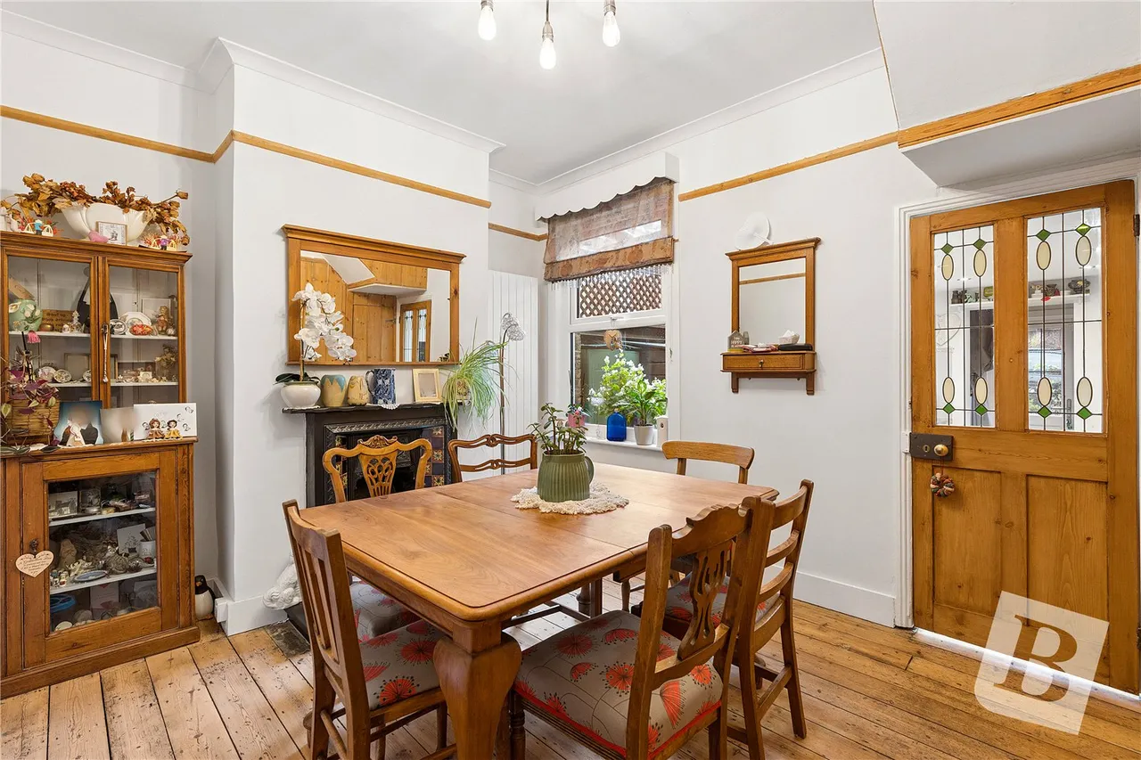 Wrotham Road, Gravesend, DA11, photo 3
