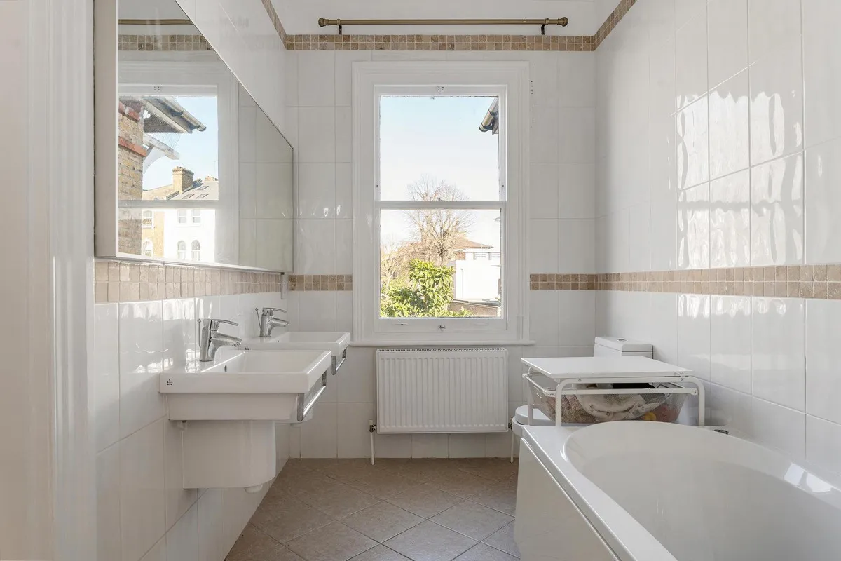 Castlebar Road, London, W5, photo 12