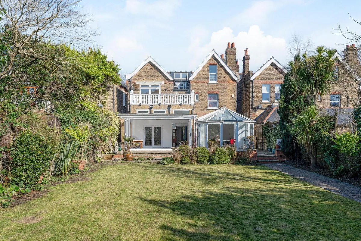 Castlebar Road, London, W5, photo 2