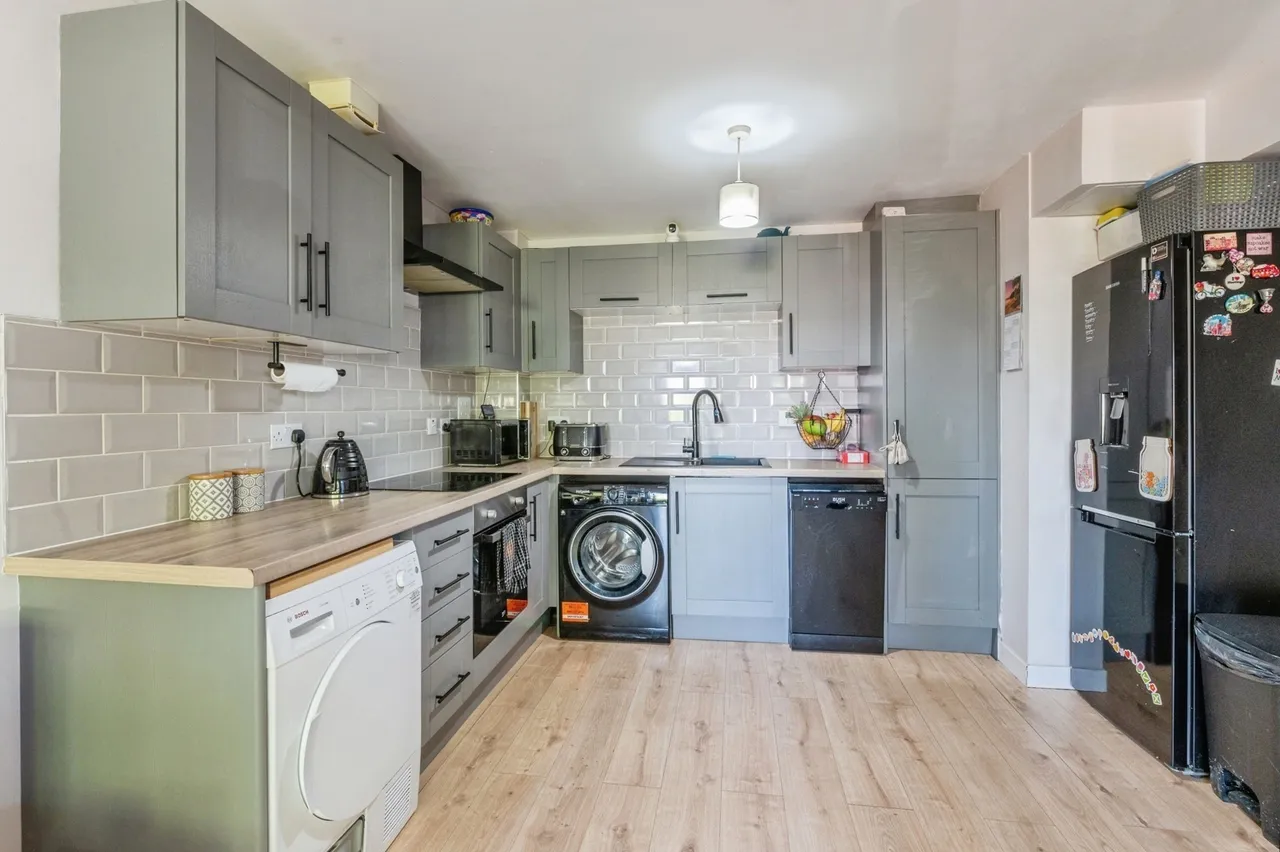 Bircham Road, Southend On Sea, Essex, SS2, photo 4
