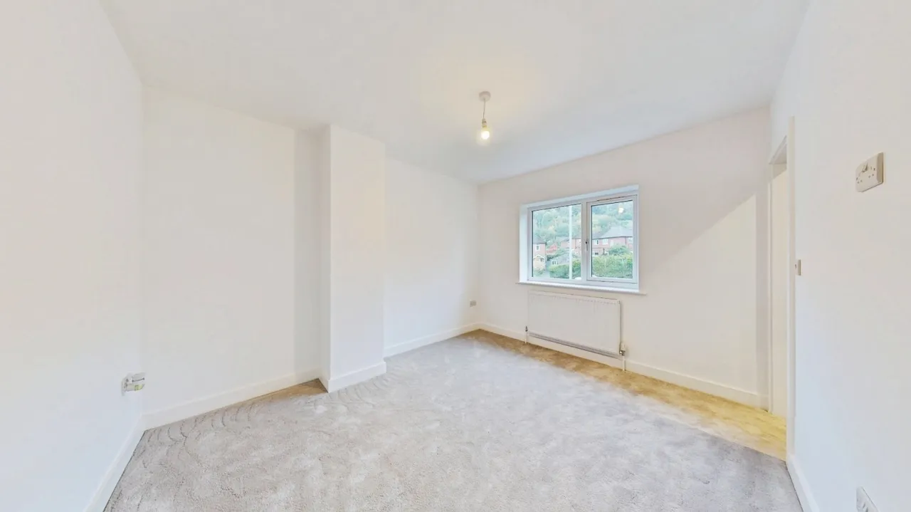 Bradford Road, Otley, LS21, photo 7