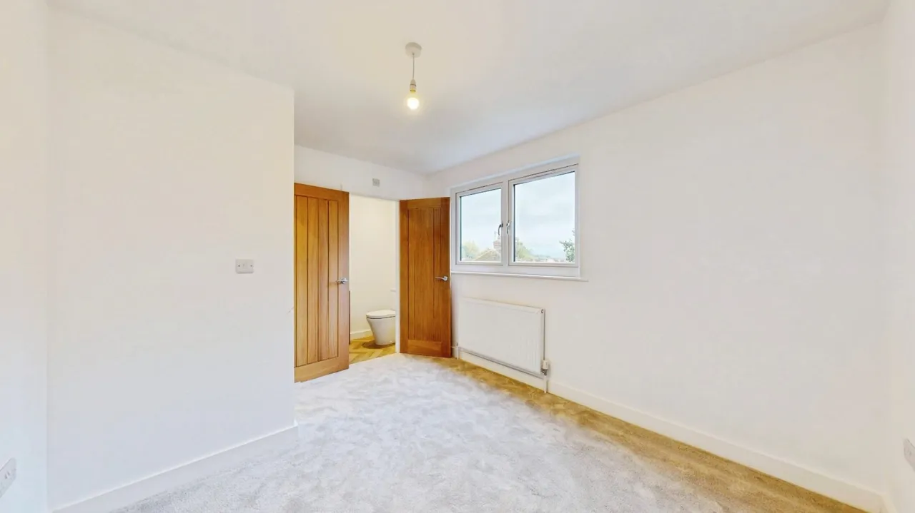Bradford Road, Otley, LS21, photo 20