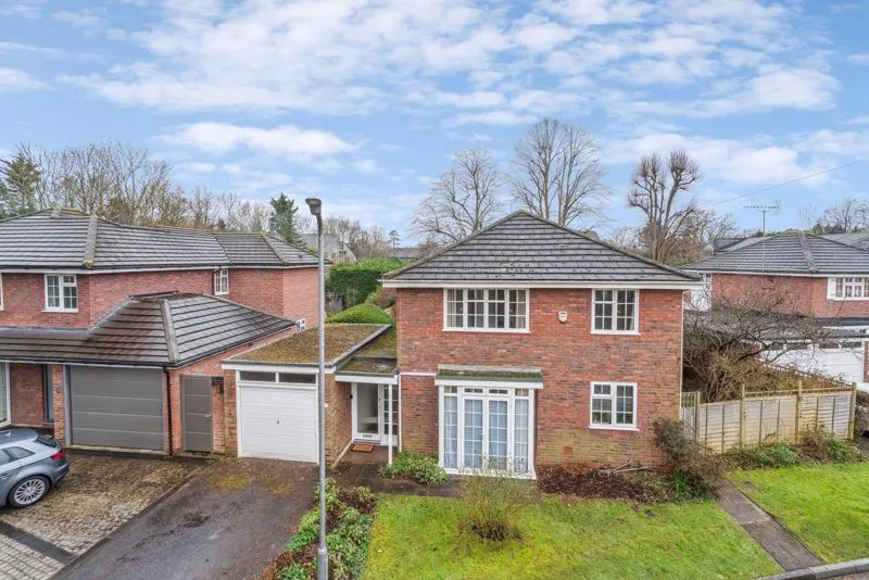 High Elms Close, Northwood, photo 10