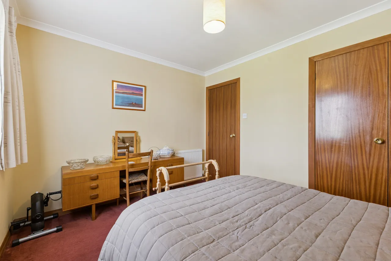 Glenfield Cottage, Logiealmond, PH1, photo 9