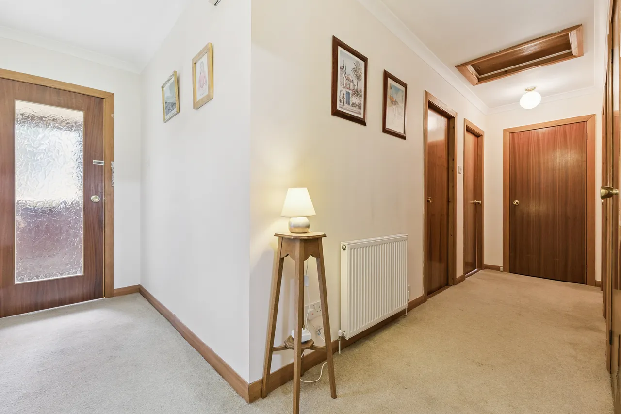 Glenfield Cottage, Logiealmond, PH1, photo 7
