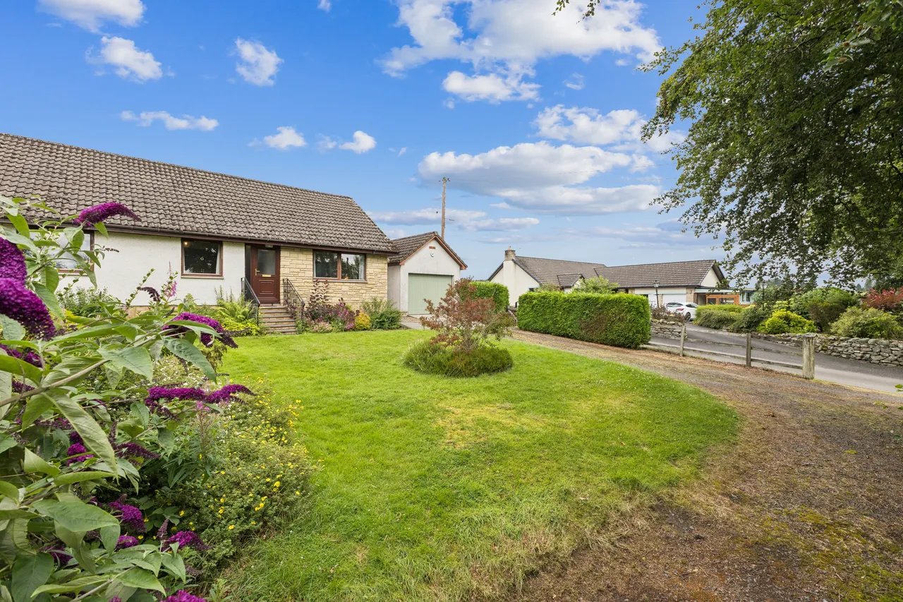 Glenfield Cottage, Logiealmond, PH1, photo 20