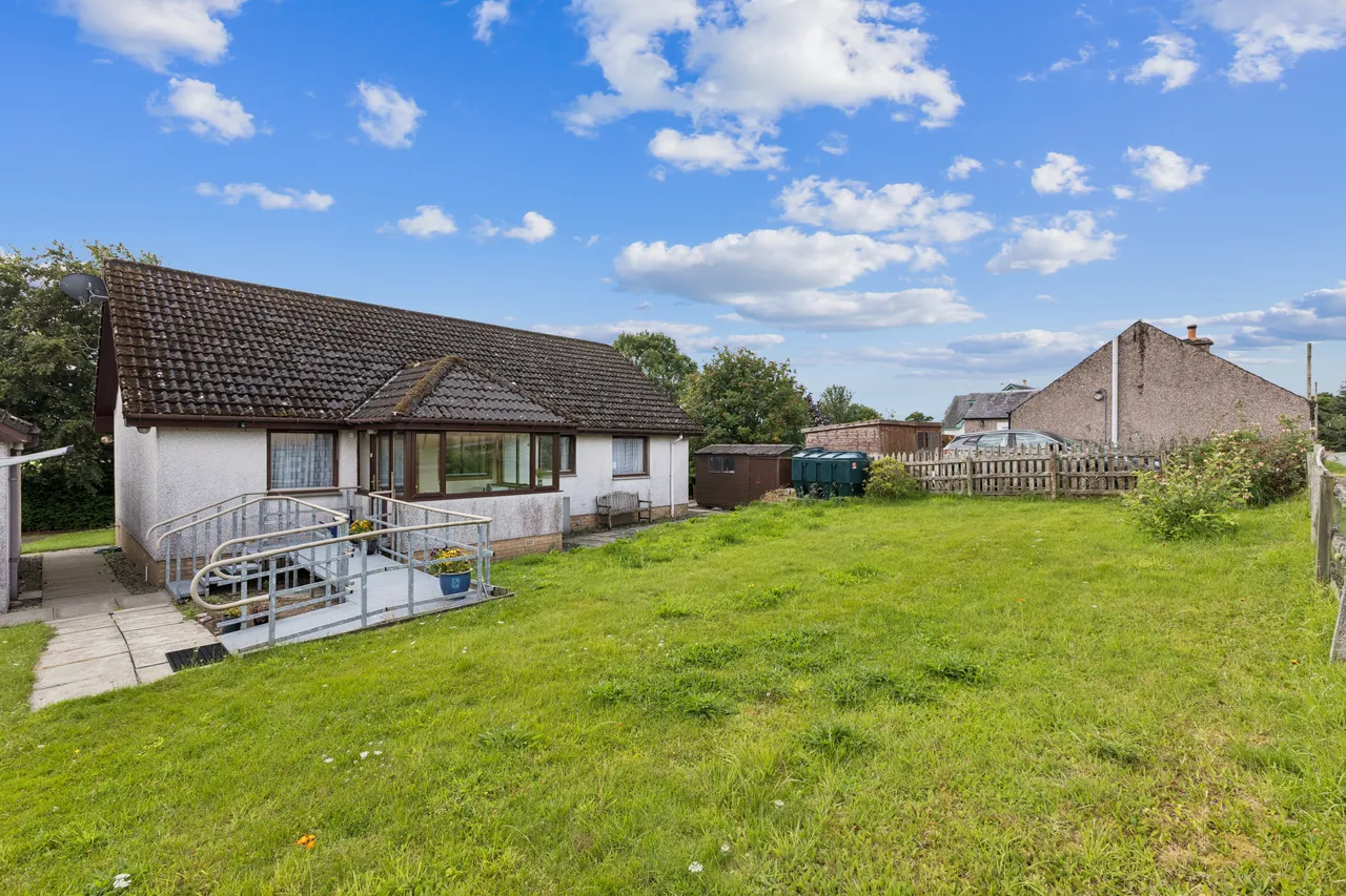 Glenfield Cottage, Logiealmond, PH1, photo 18