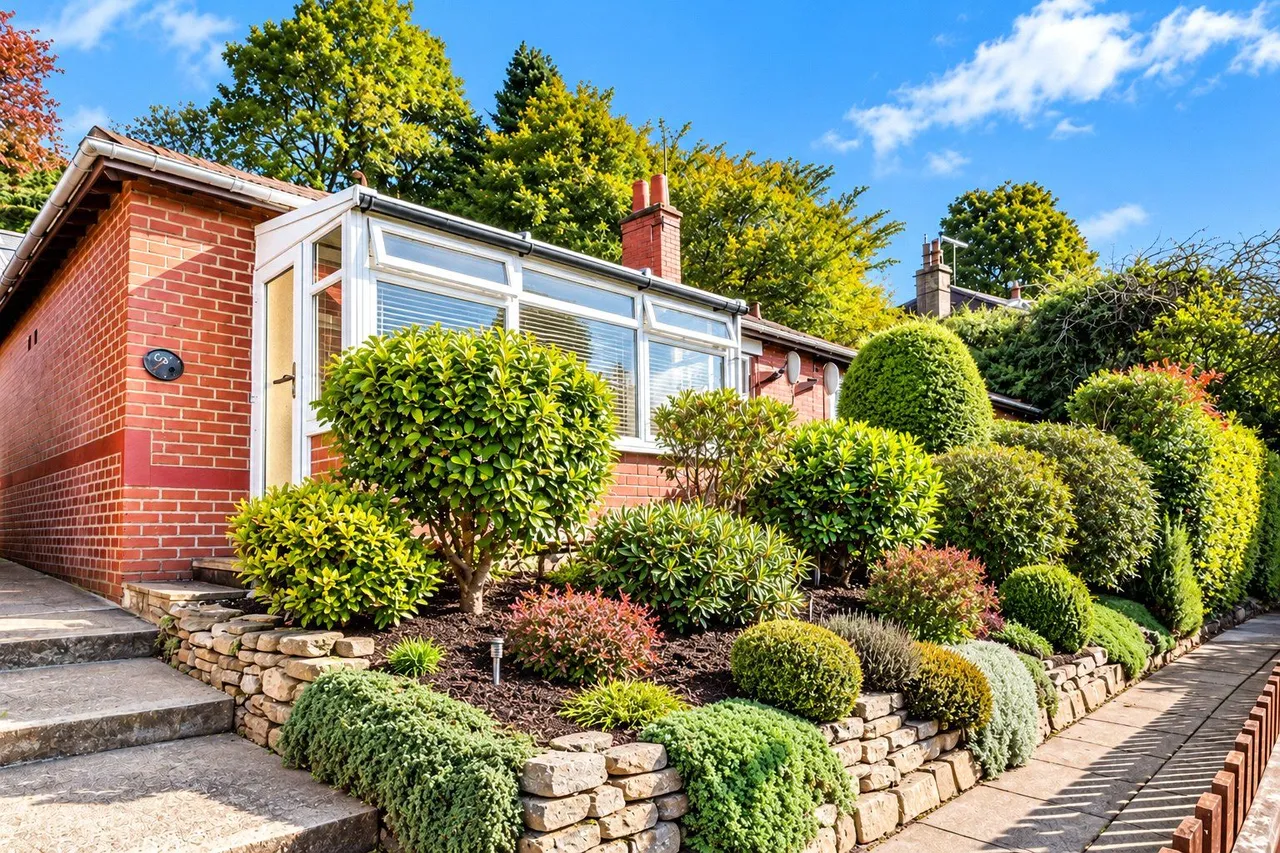 2 bed house for sale, Hollins Lane, Sowerby Bridge, HX6