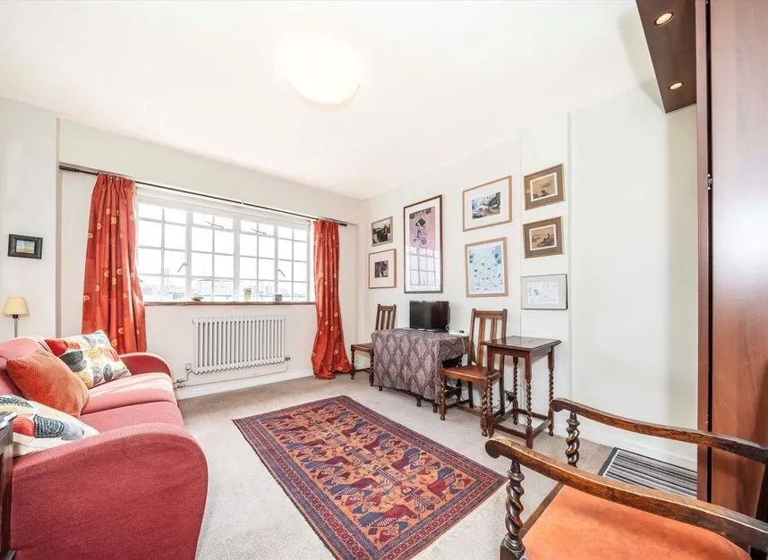 Woburn Place, Bloomsbury, WC1H, photo 2