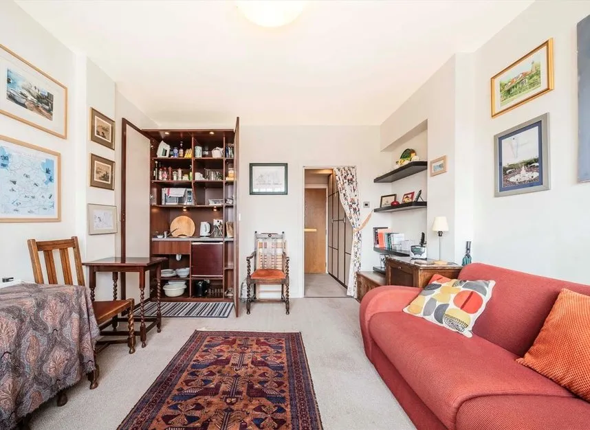 Woburn Place, Bloomsbury, WC1H, photo 3