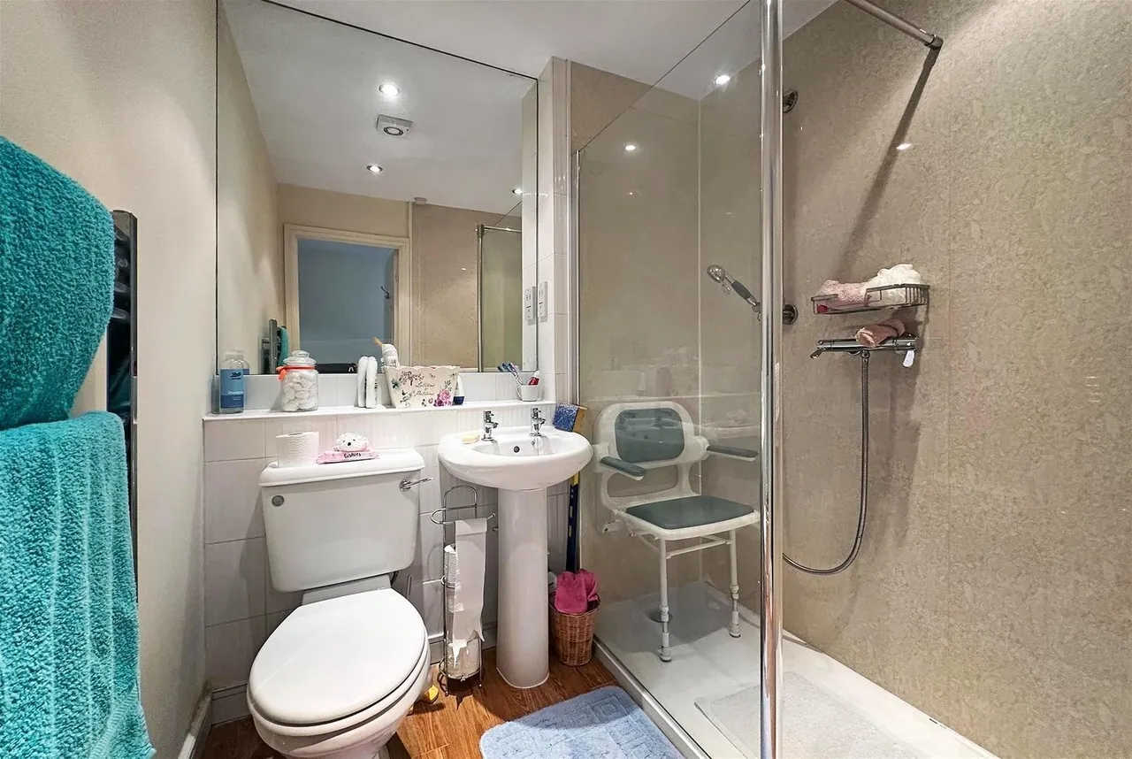 Braystones Close, Timperley, Cheshire WA15 7RB, photo 13