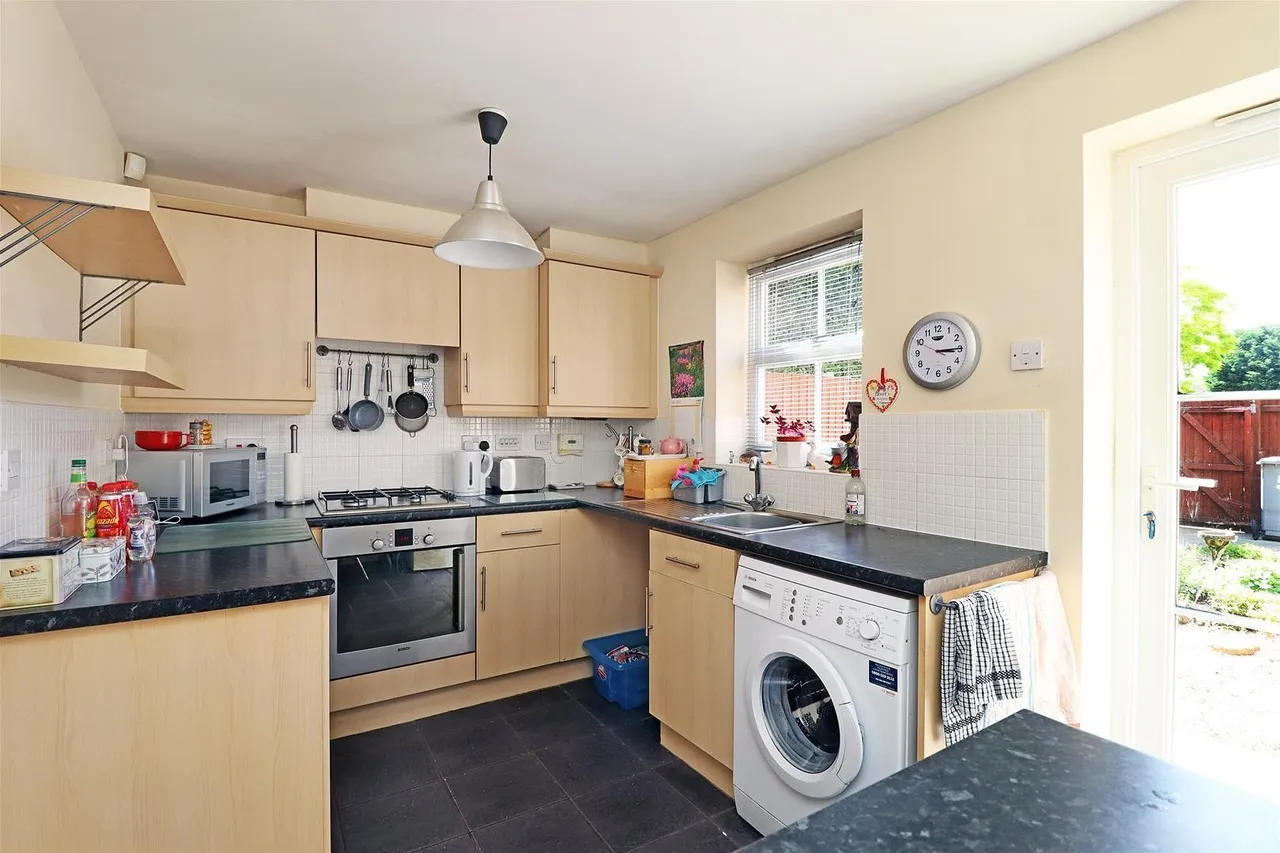 Braystones Close, Timperley, Cheshire WA15 7RB, photo 3