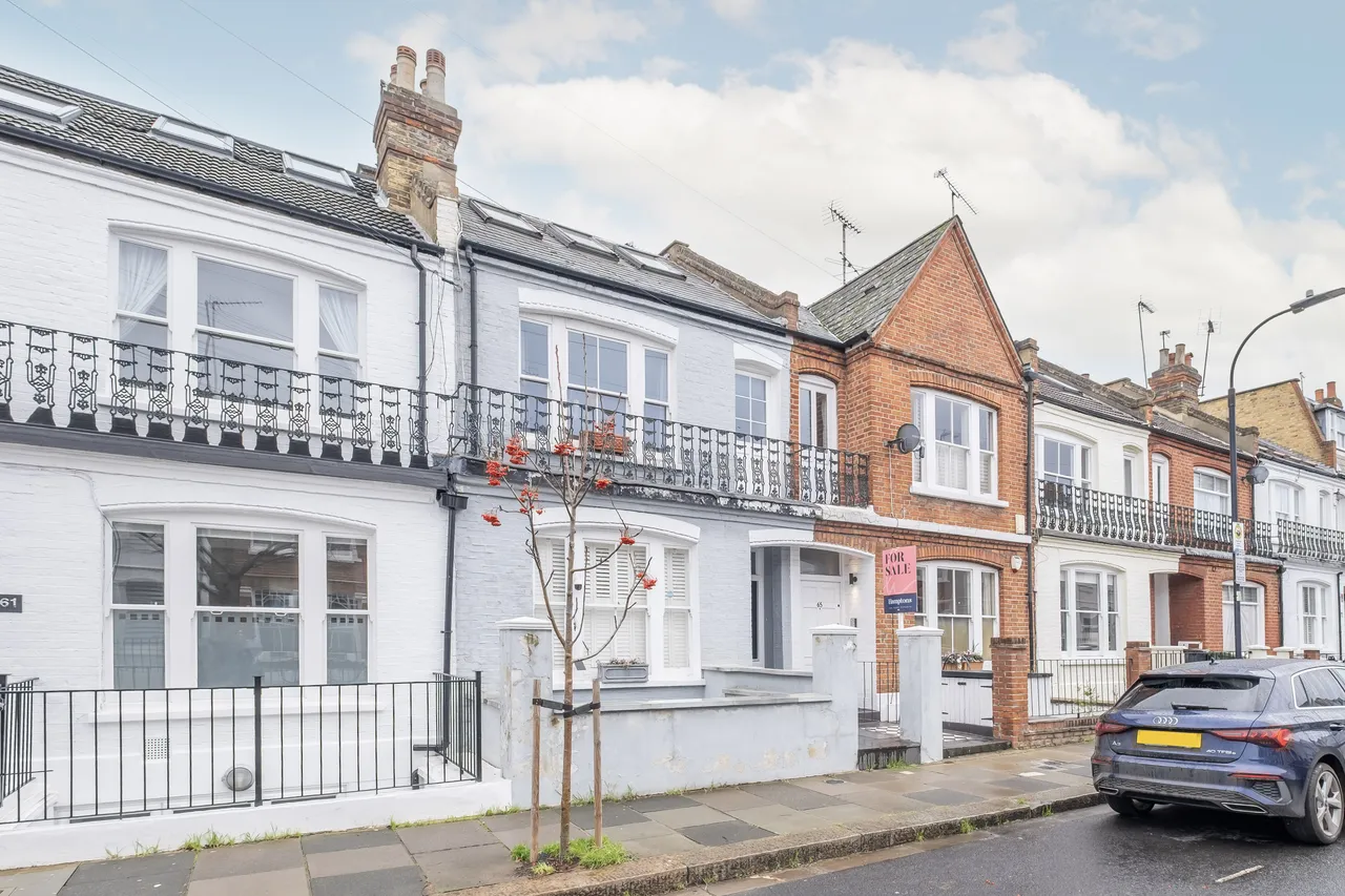 2 bed flat for sale — Hazlebury Road, London, SW6