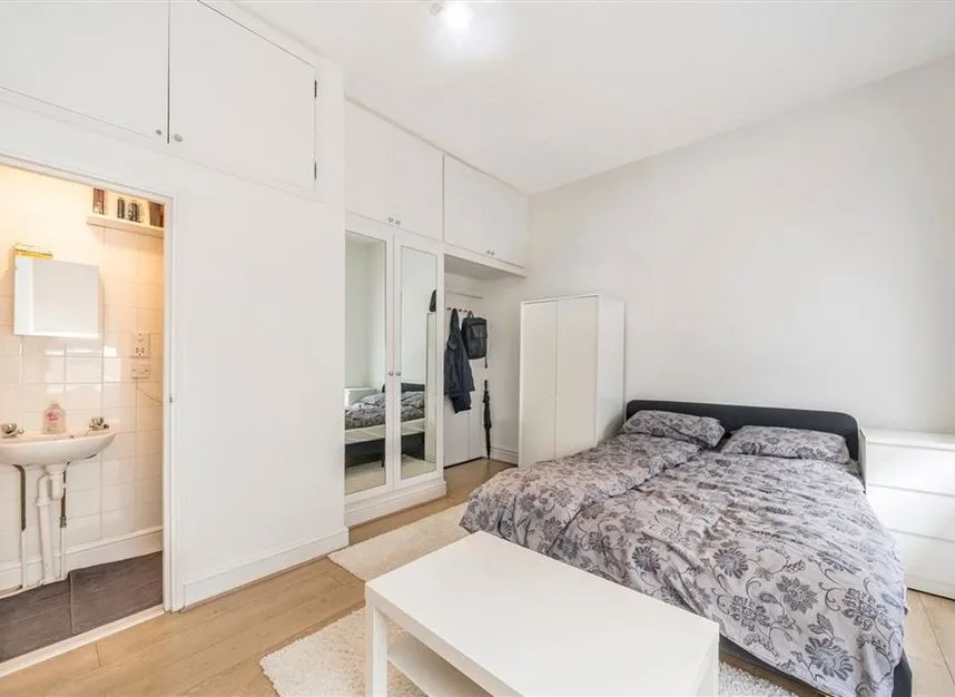 Charlotte Place, Fitzrovia & Covent Garden, W1T, photo 4