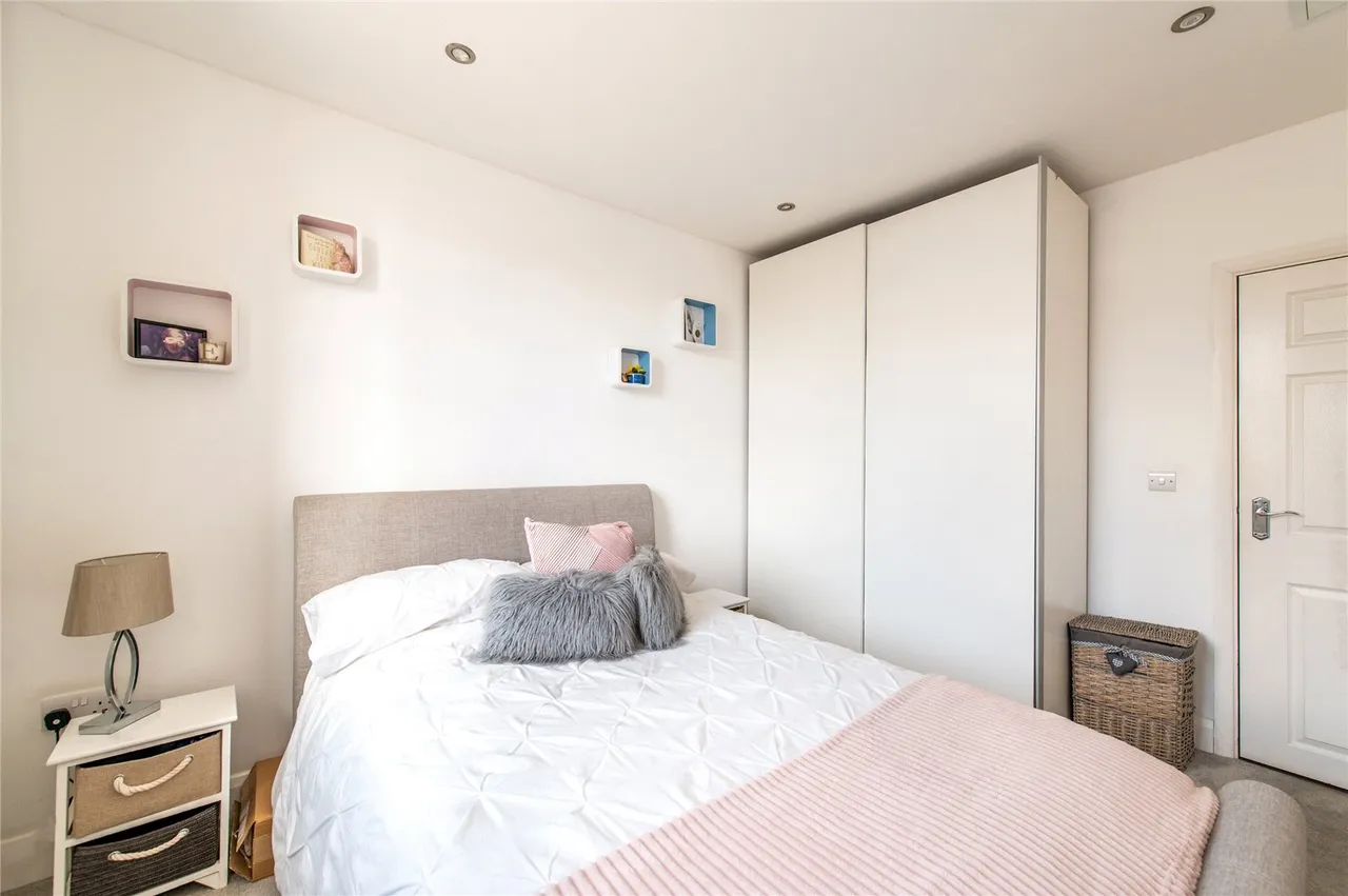 Dover Road East, Northfleet, DA11, photo 11