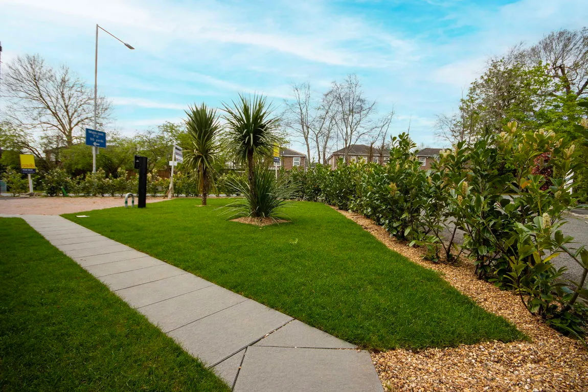 Ducks Hill Road, Northwood, HA6, photo 5