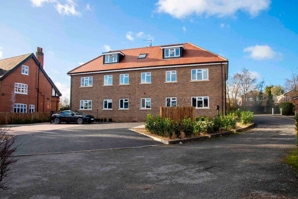 Ducks Hill Road, Northwood, HA6, photo 11