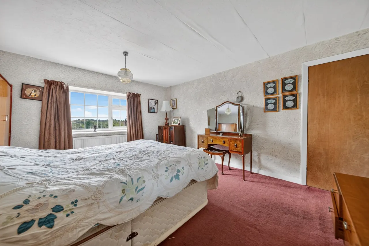 Gildersome Lane, Gildersome, LS27, photo 9