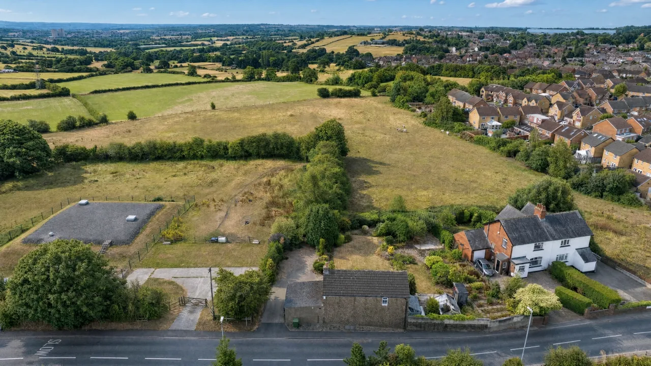 Gildersome Lane, Gildersome, LS27, photo 20
