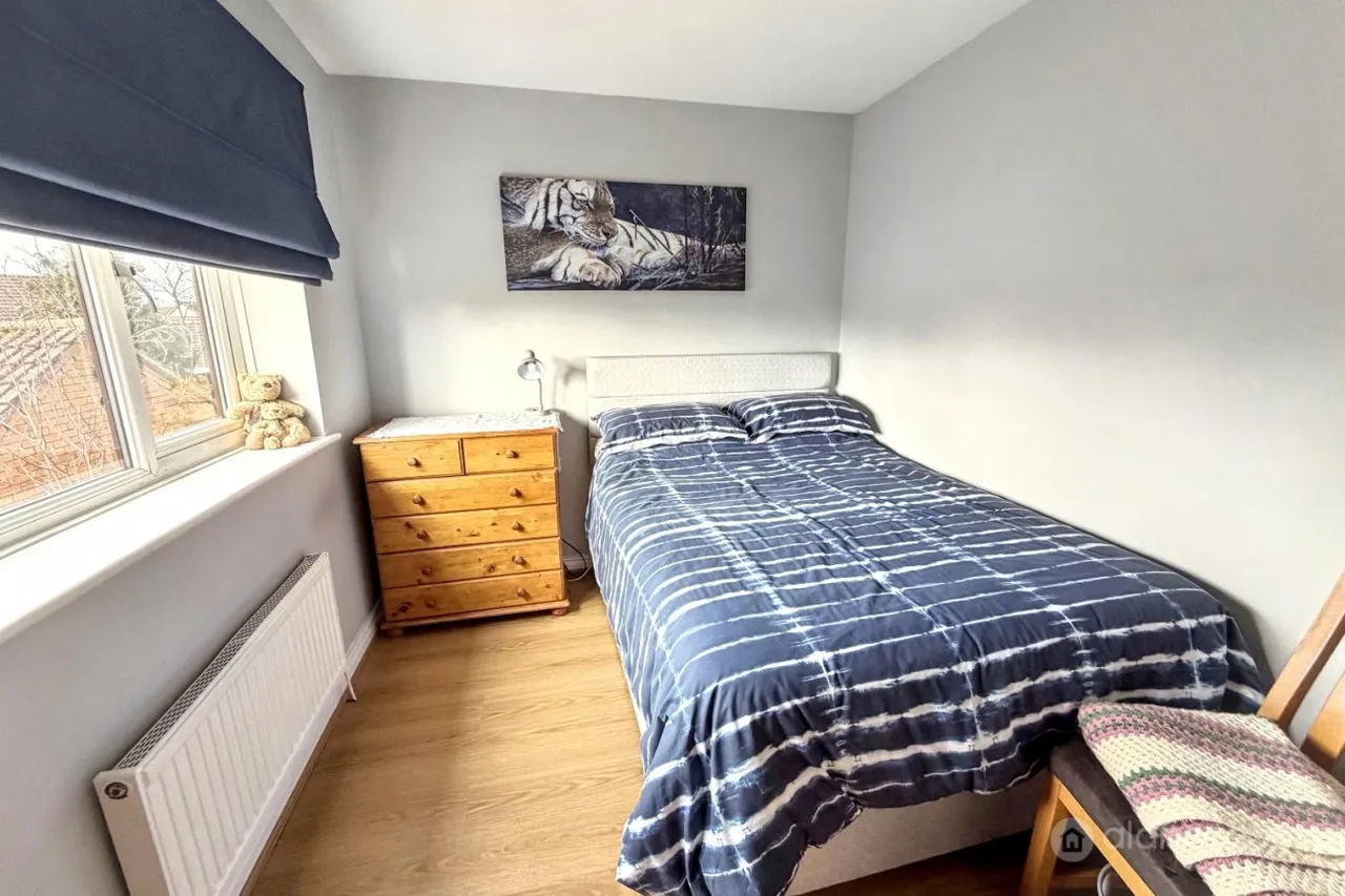 Chichester Close, St Nicolas Park, CV11, photo 22