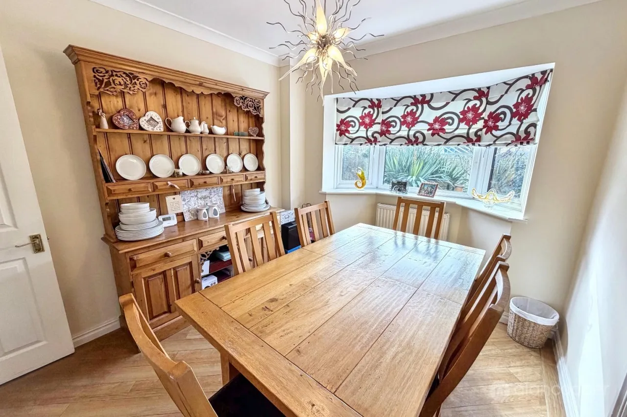 Chichester Close, St Nicolas Park, CV11, photo 7
