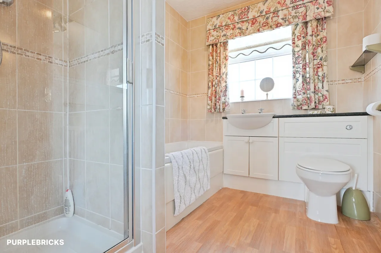 Lilburn Drive, Spalding, PE11, photo 21