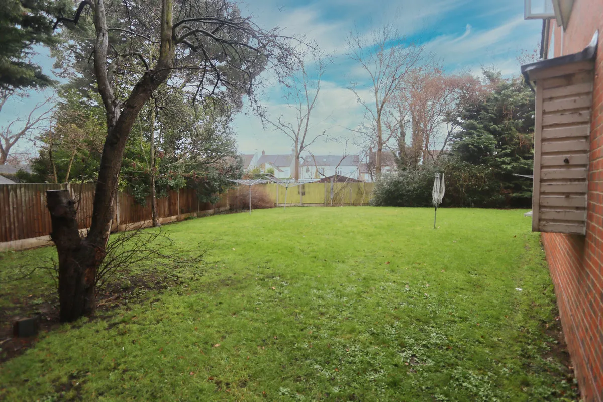 Barkwood Close, Romford, Essex, RM7 7AG, photo 10
