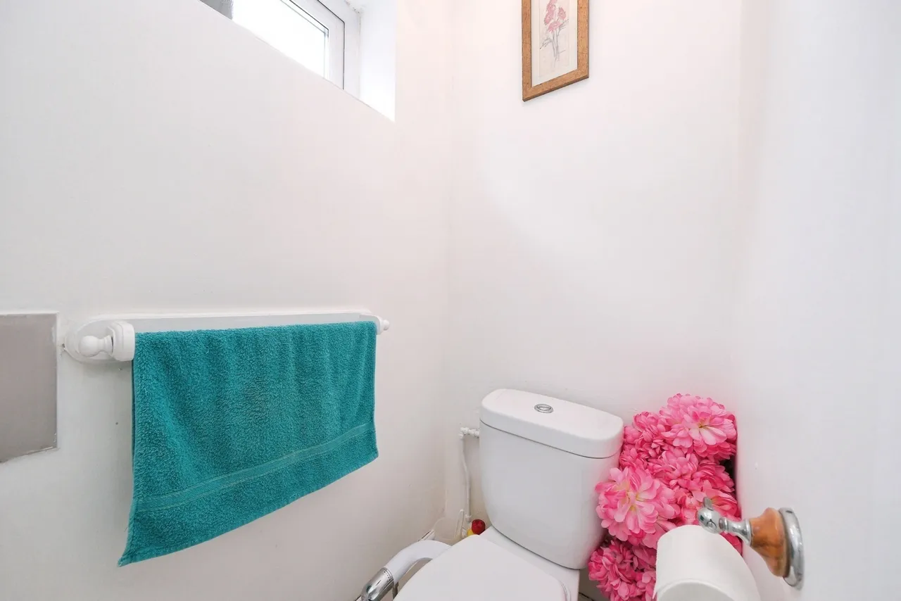 Colby Close, Forest Town, Mansfield, Nottinghamshire, NG19, photo 19
