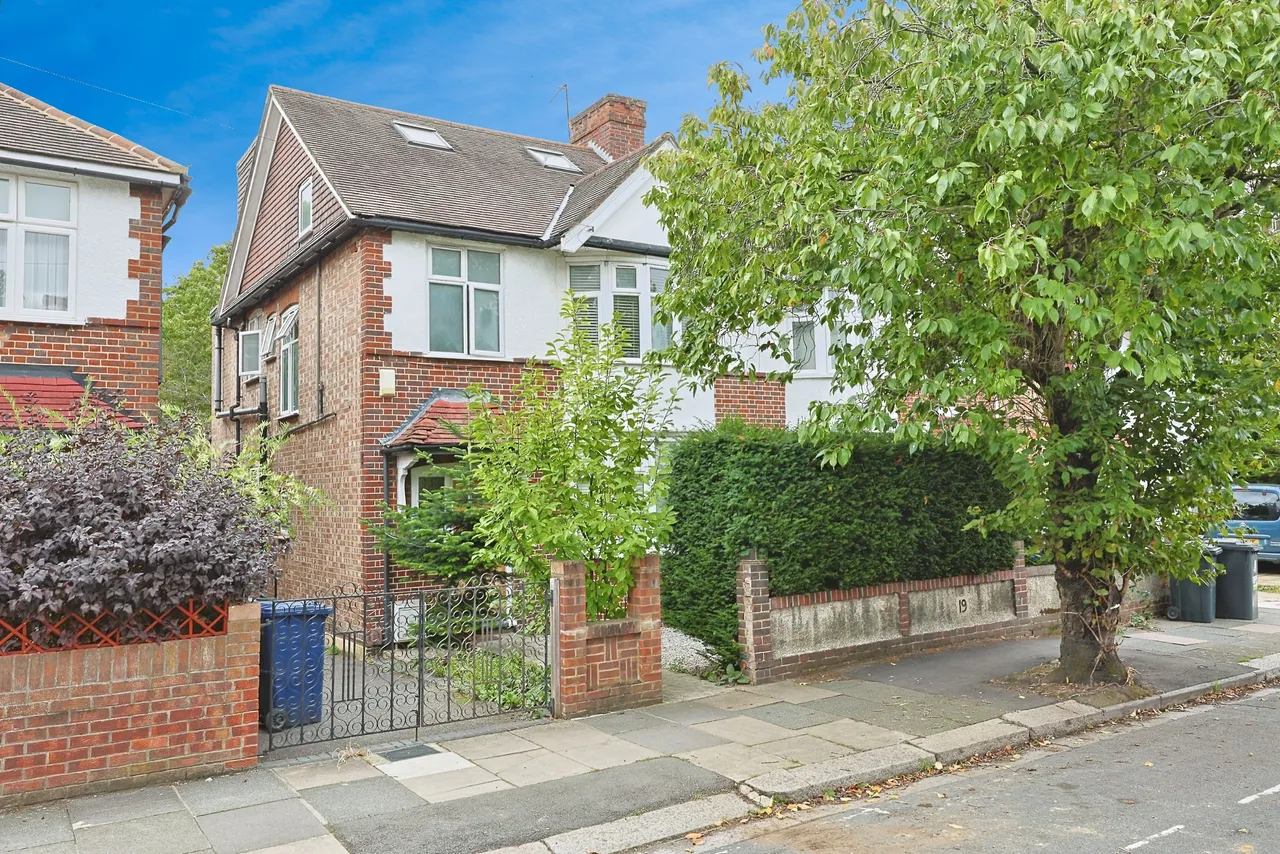 Lexden Road, Acton, W3, photo 4