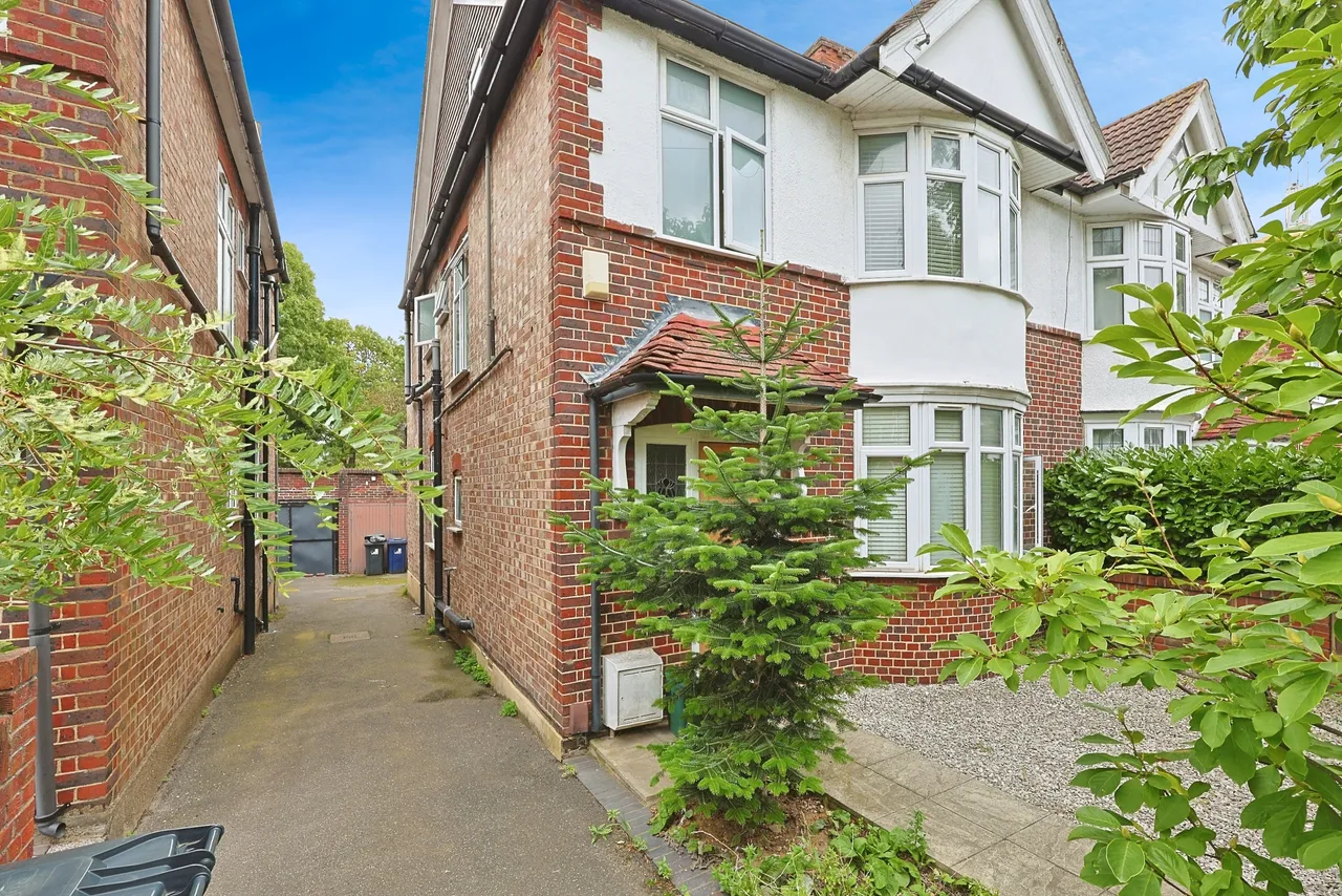 Lexden Road, Acton, W3, photo 5