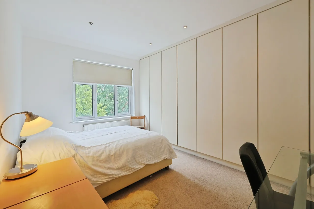 Lexden Road, Acton, W3, photo 10